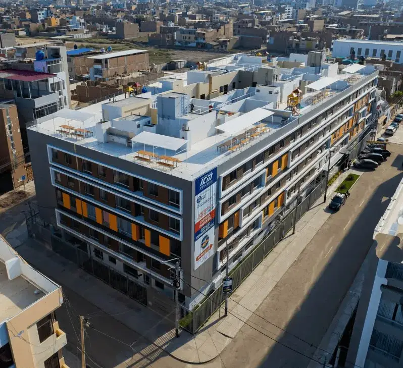 Vista aérea del edificio del condominio